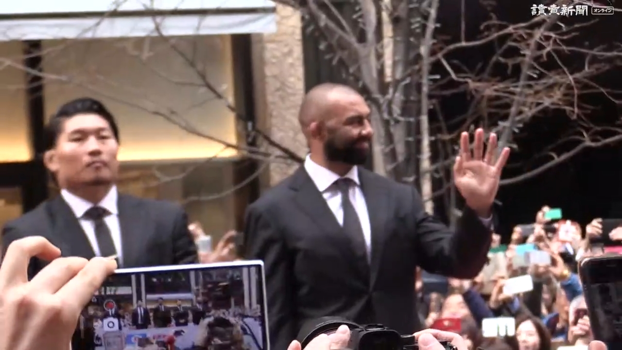 ラグビー パレード 丸の内