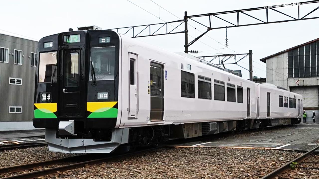 室蘭線の新型車両「737系通勤形交流電車」を報道公開…JR北海道 読売新聞